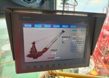 Crane controls / function checks