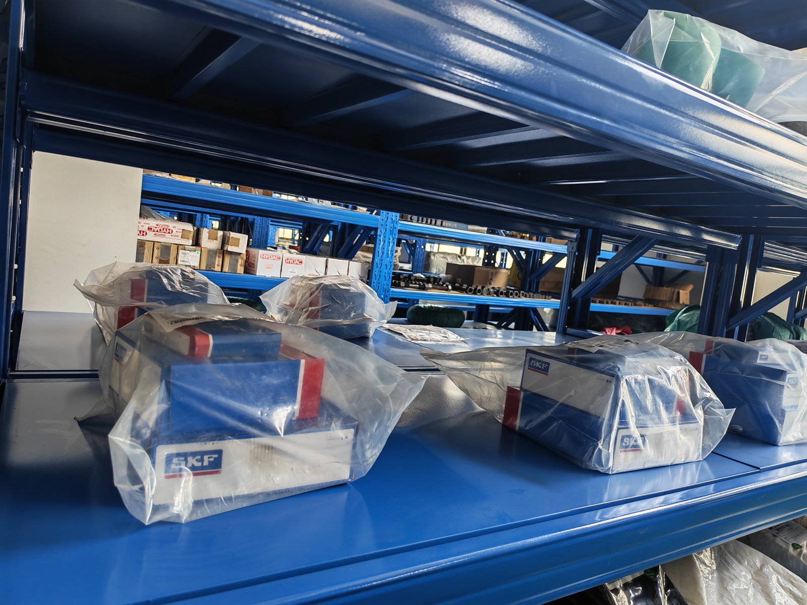 Packaged bearing stock